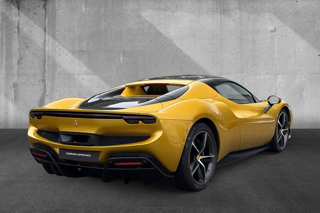 Ferrari 296 GTS 2023