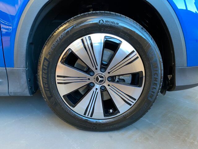 Mercedes-Benz EQB 2024