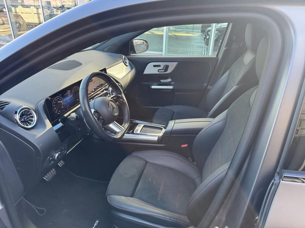 Mercedes-Benz GLA 250 2024