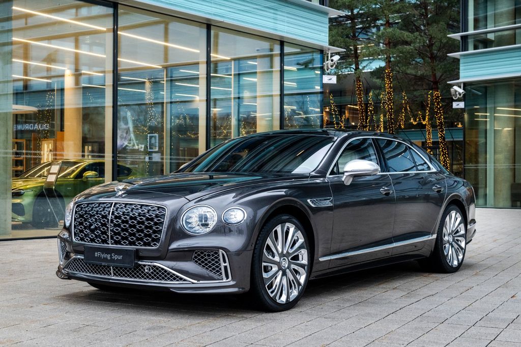 Bentley Flying Spur 2024