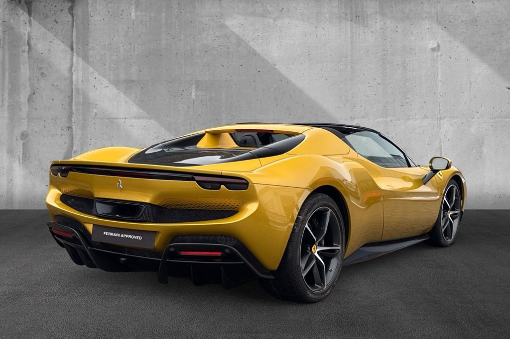 Ferrari 296 GTS 2023