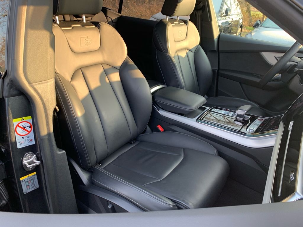 Audi SQ8 2024