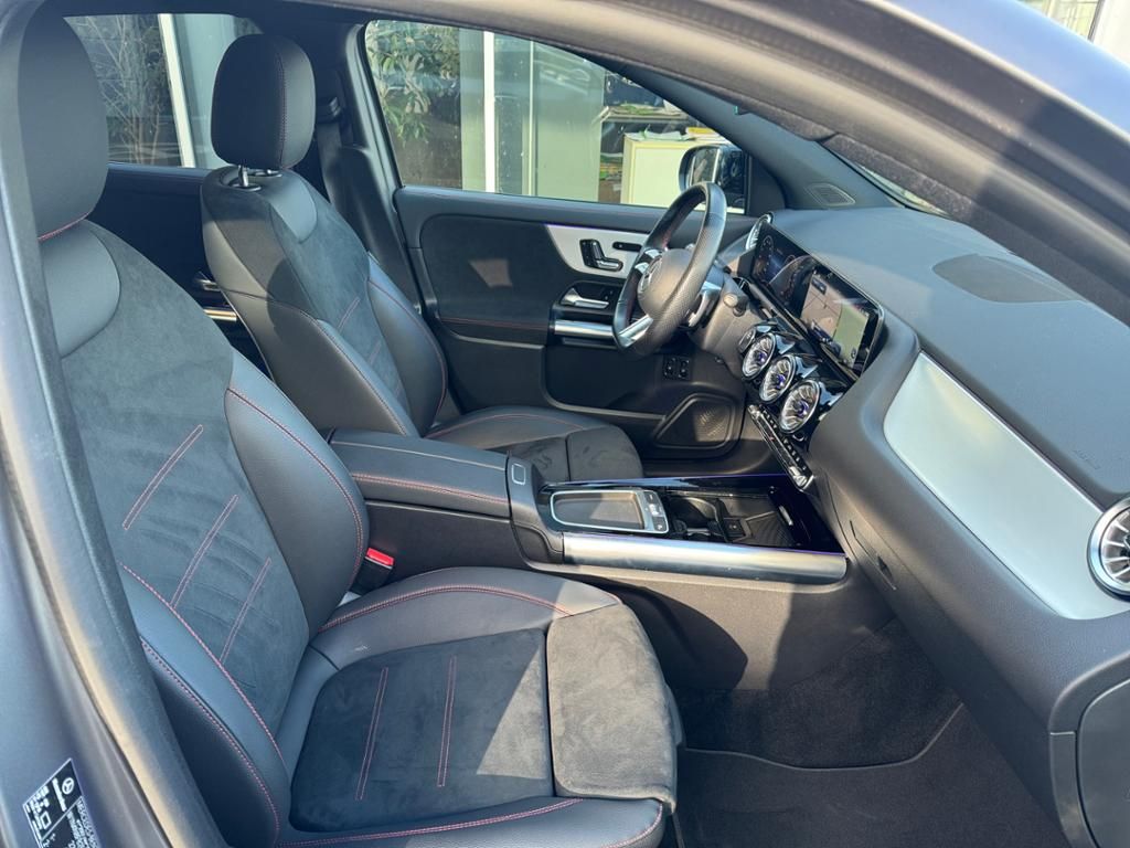 Mercedes-Benz GLA 250 2024