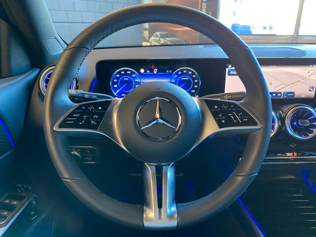 Mercedes-Benz EQB 2024