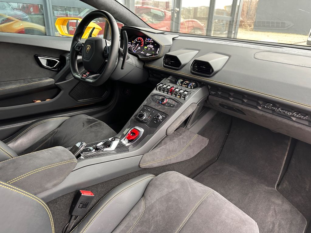 Lamborghini Huracán 2016