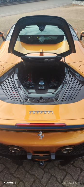 Ferrari SF90 2025