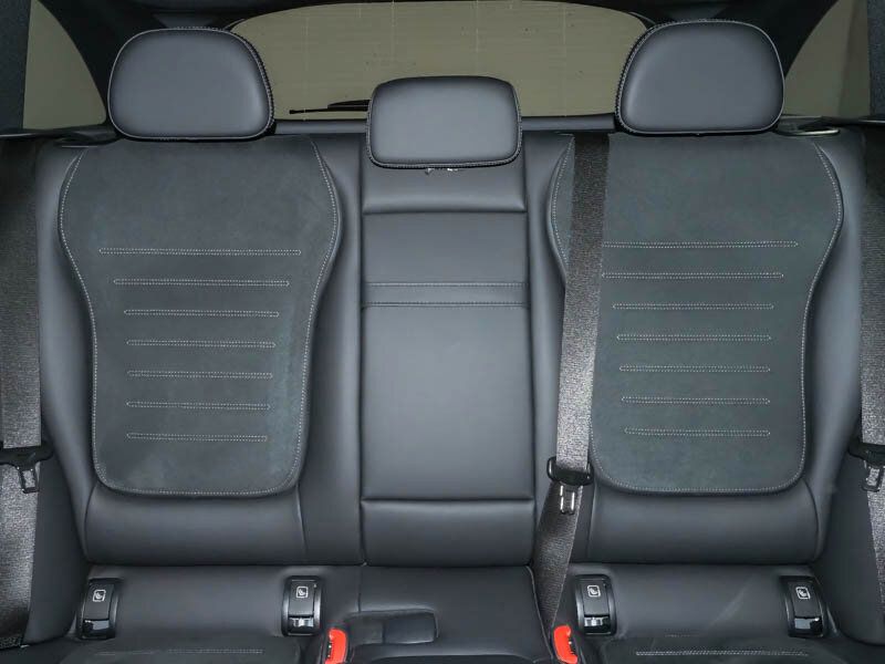 Mercedes-Benz C 300 2024