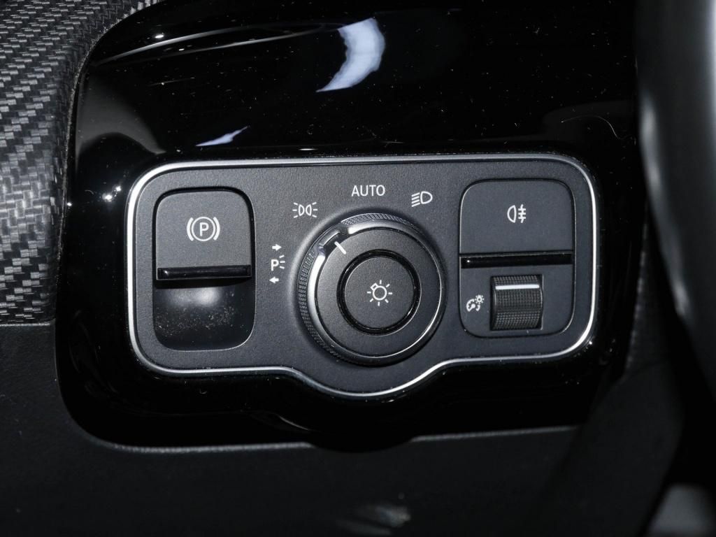 Mercedes-Benz A 220 2022