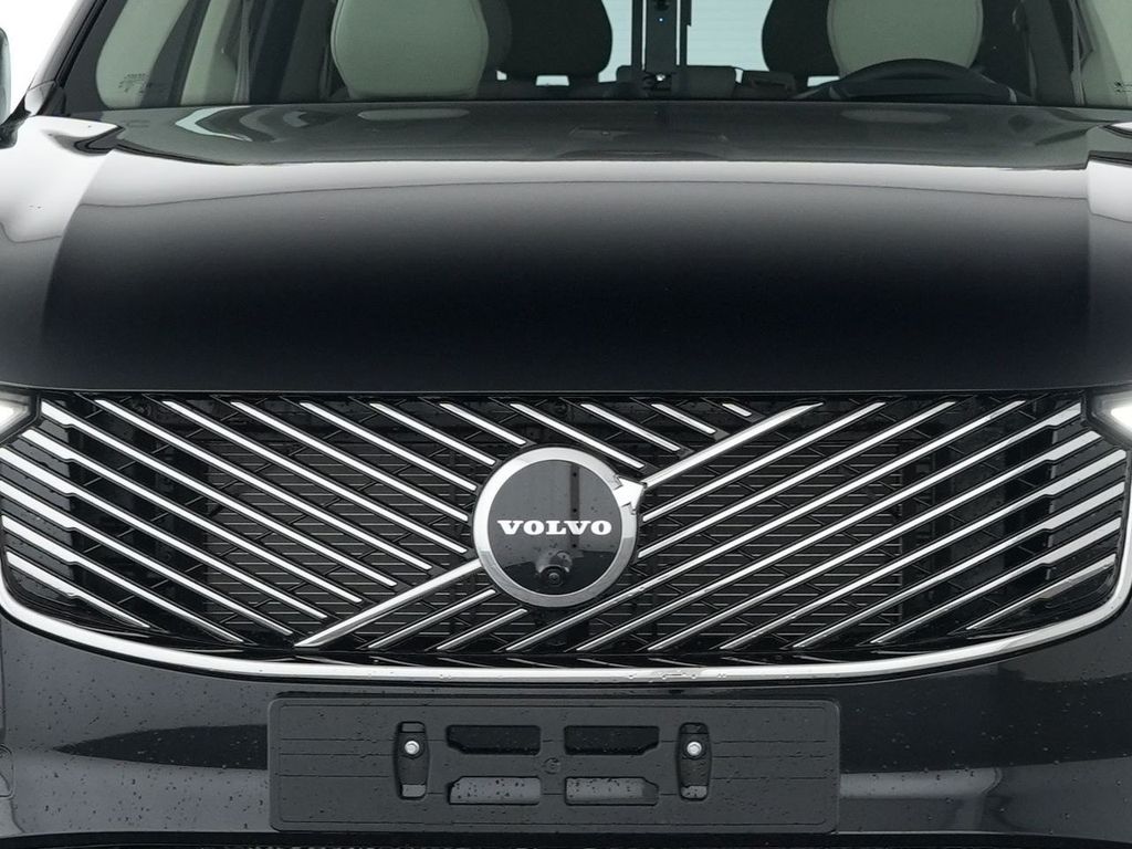 Volvo XC90 2025