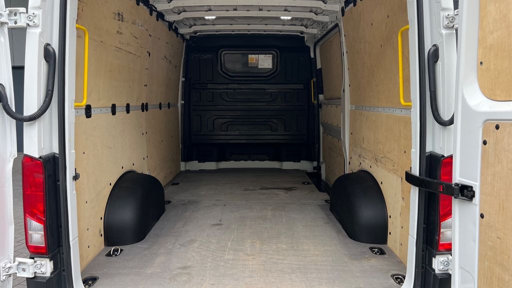 Volkswagen Crafter 2021