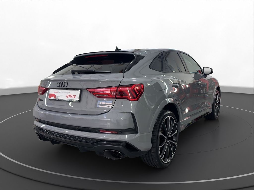Audi RSQ3 2023