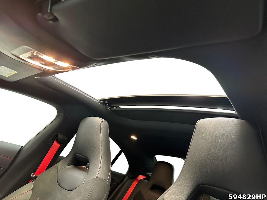 Mercedes-Benz CLA 35 AMG 2024