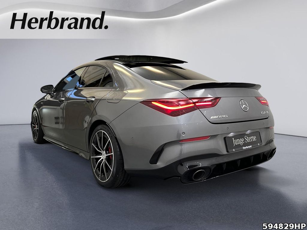 Mercedes-Benz CLA 35 AMG 2024