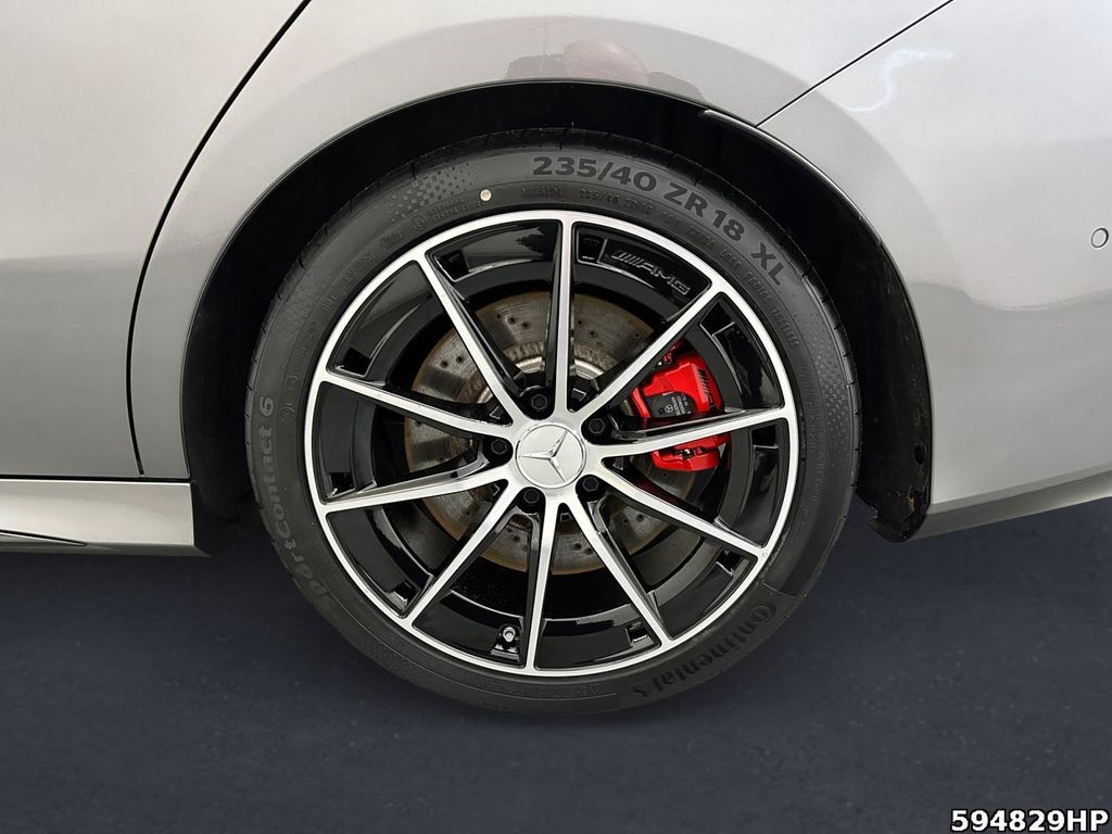 Mercedes-Benz CLA 35 AMG 2024