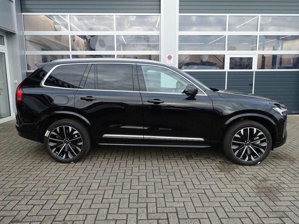 Volvo XC90 2025