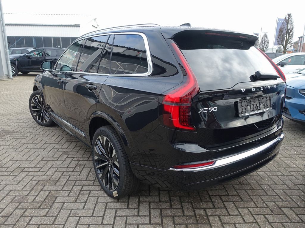Volvo XC90 2025