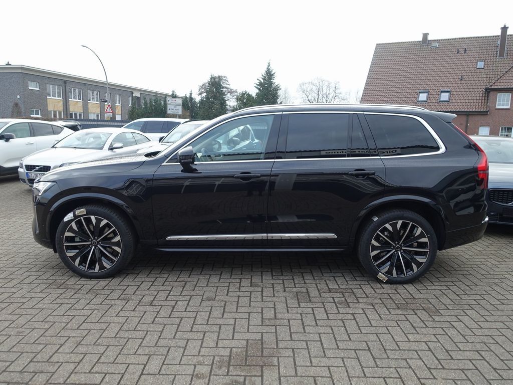 Volvo XC90 2025