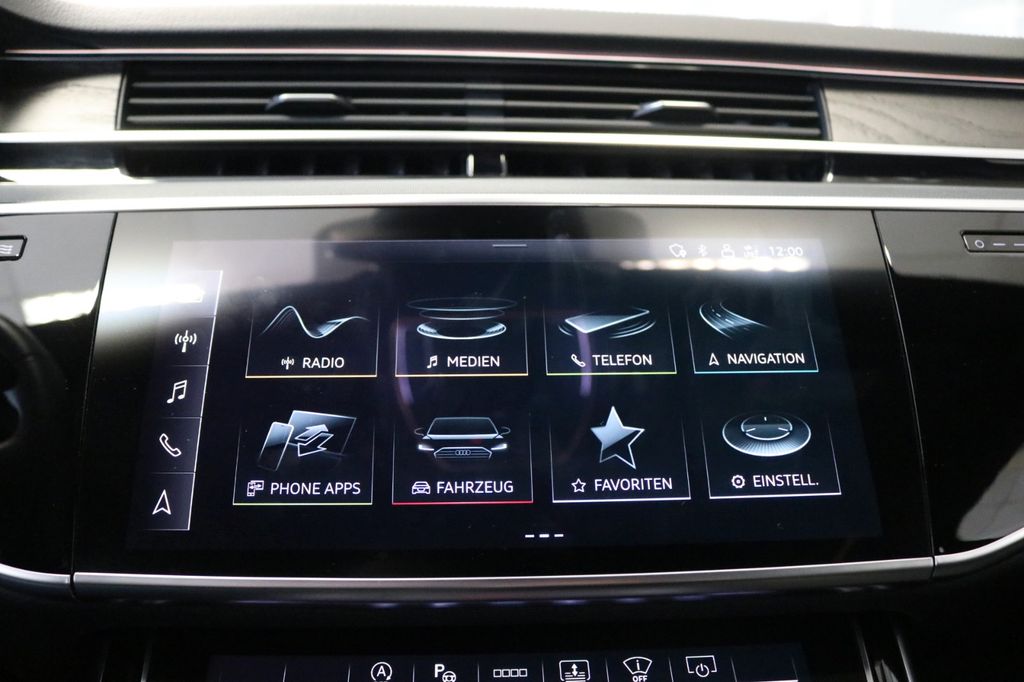 Audi A8 2021