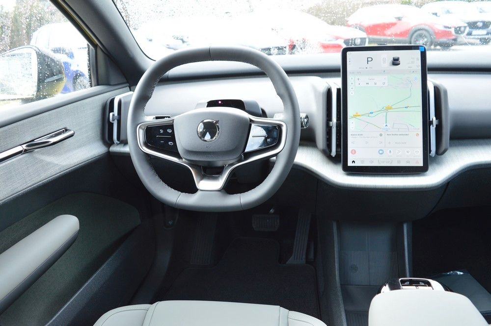 Volvo EX30 2024