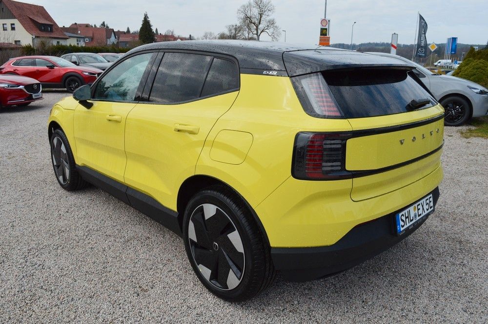 Volvo EX30 2024