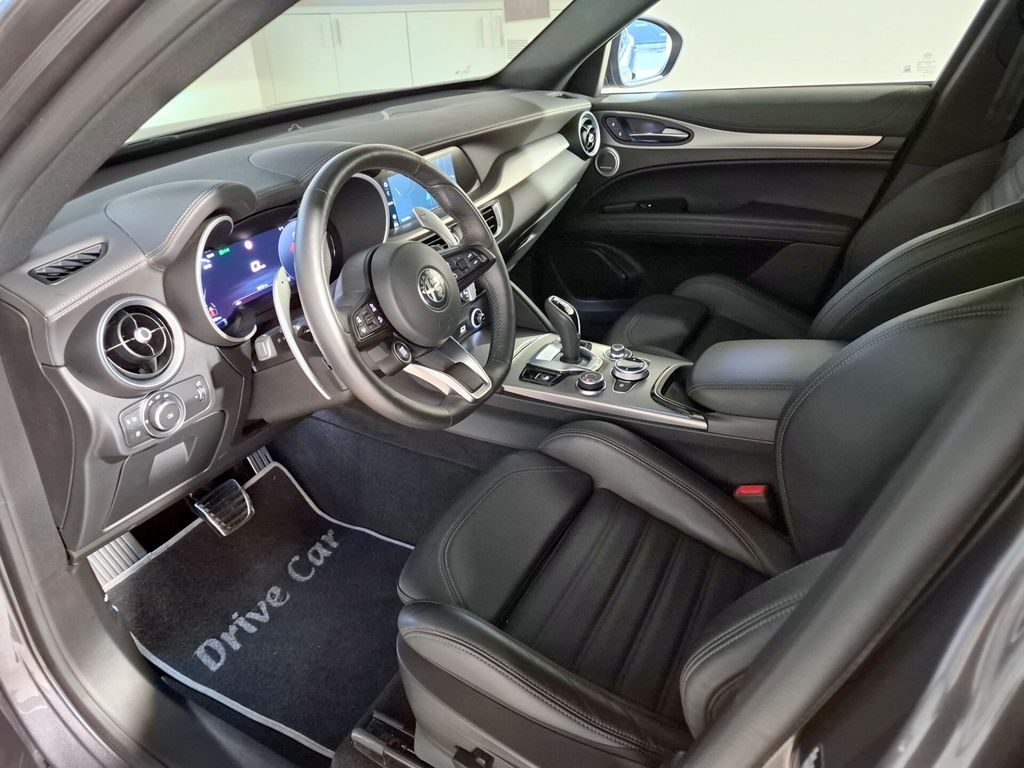 Alfa Romeo Stelvio 2024