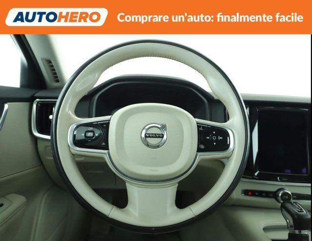 Volvo V90 Cross Country 2017