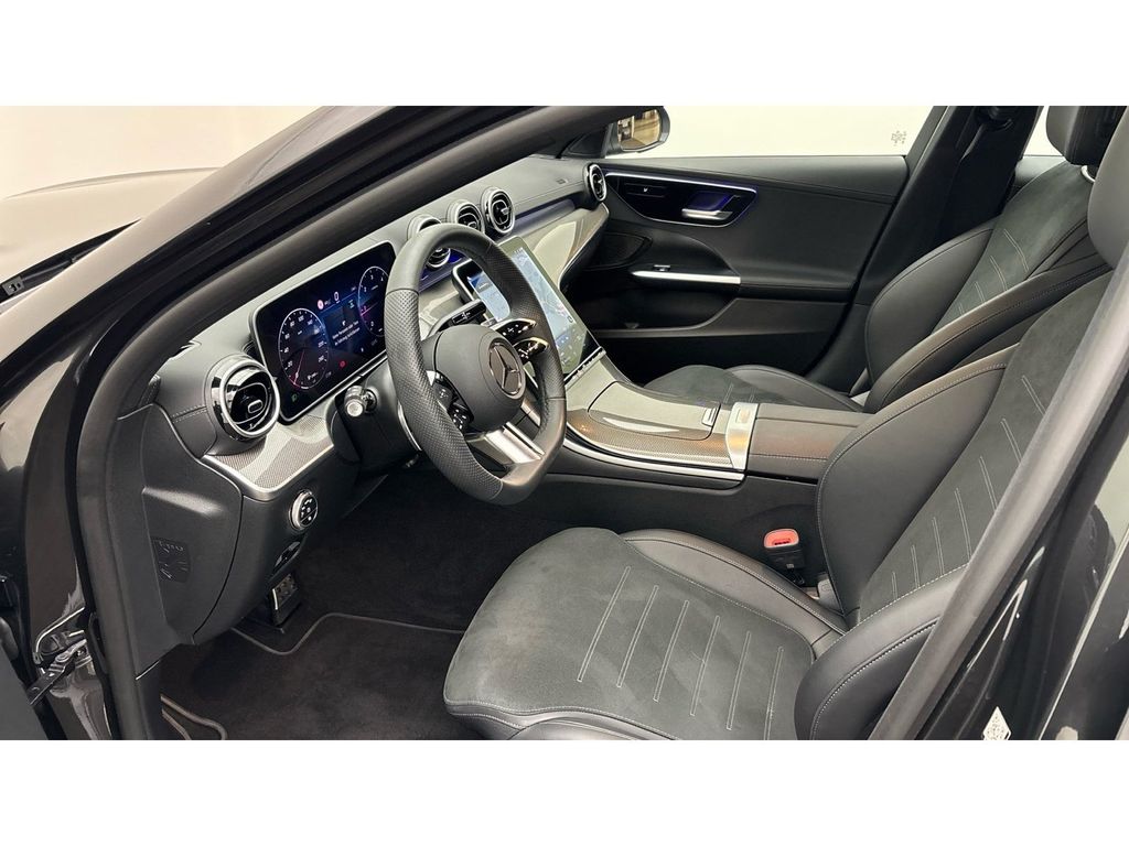 Mercedes-Benz C 300 2025