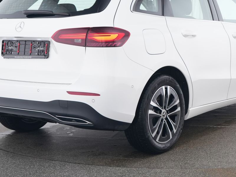 Mercedes-Benz B 250 2025