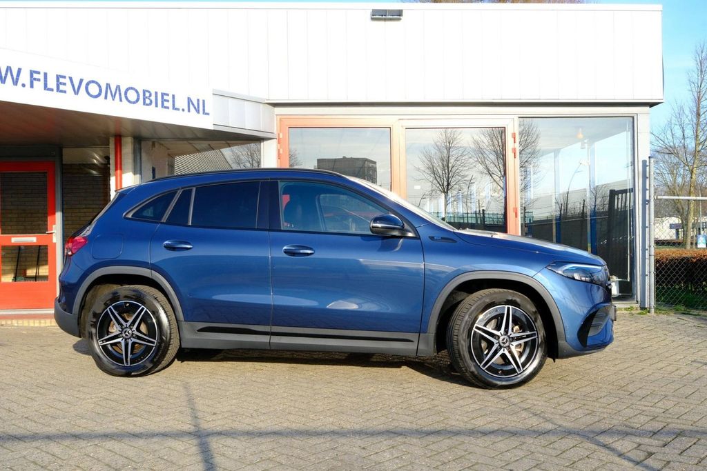 Mercedes-Benz EQA 2021