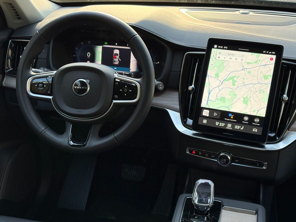 Volvo XC90 2025