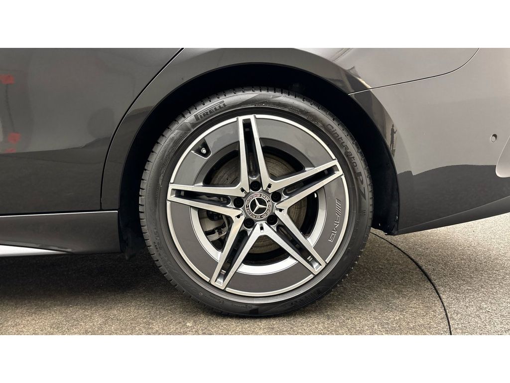 Mercedes-Benz C 300 2025