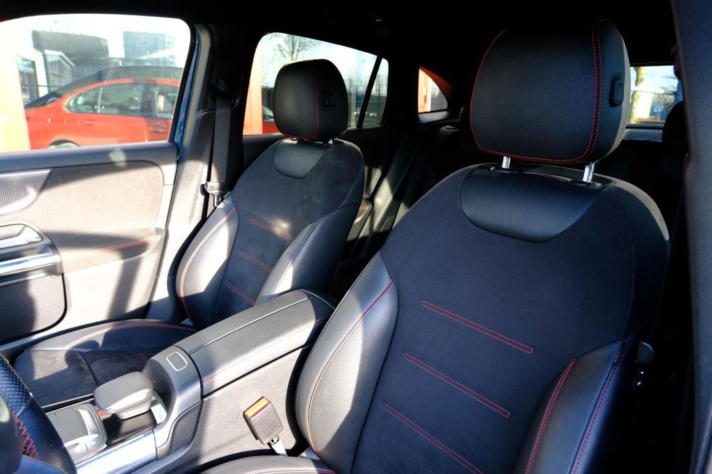 Mercedes-Benz EQA 2021