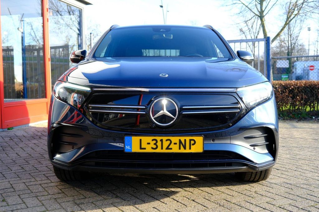 Mercedes-Benz EQA 2021