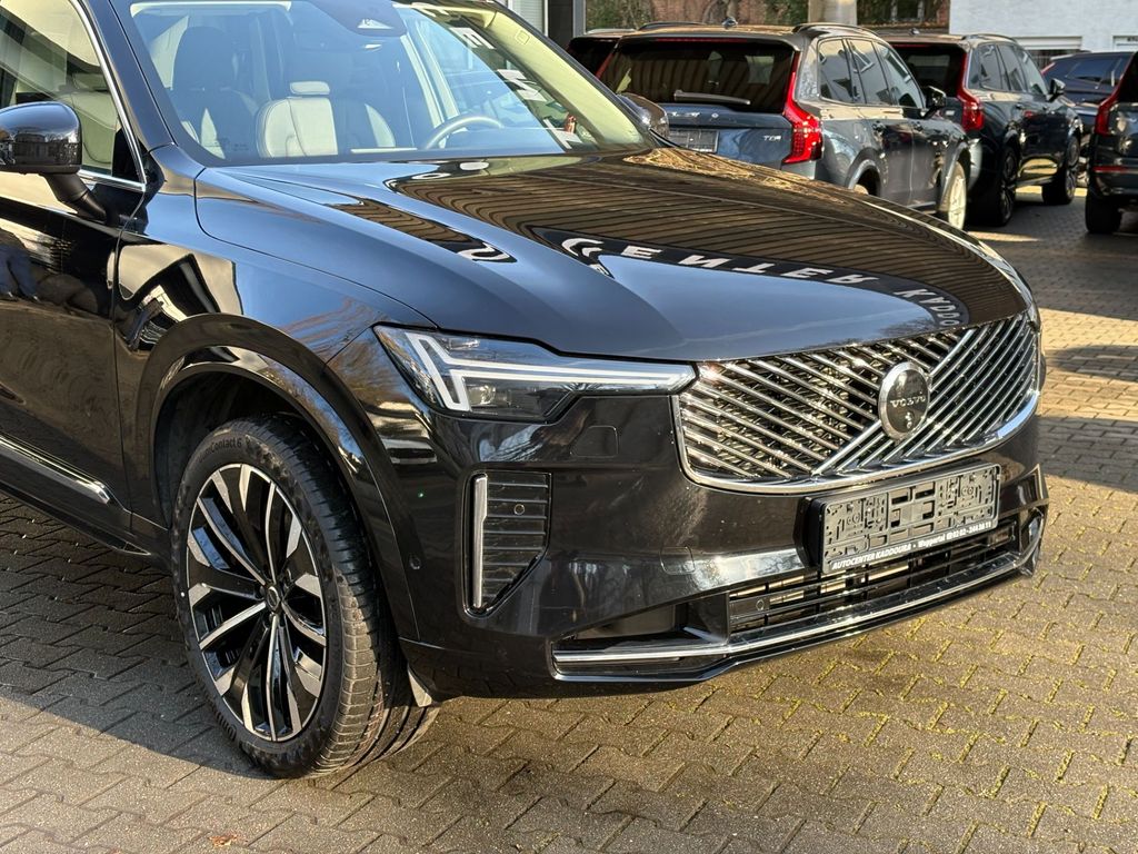Volvo XC90 2025