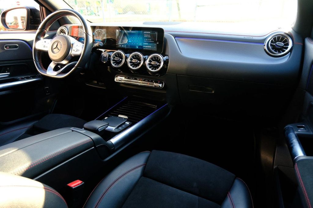 Mercedes-Benz EQA 2021