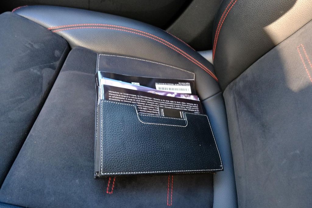 Mercedes-Benz EQA 2021