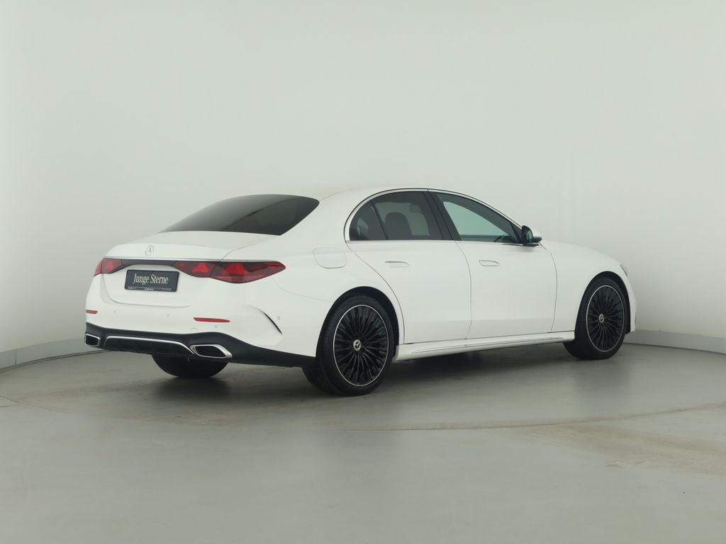 Mercedes-Benz E 200 2025