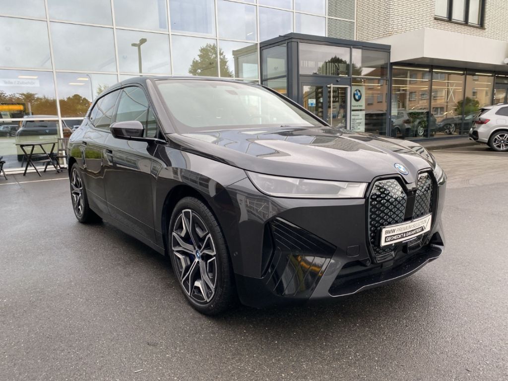 BMW iX 2022