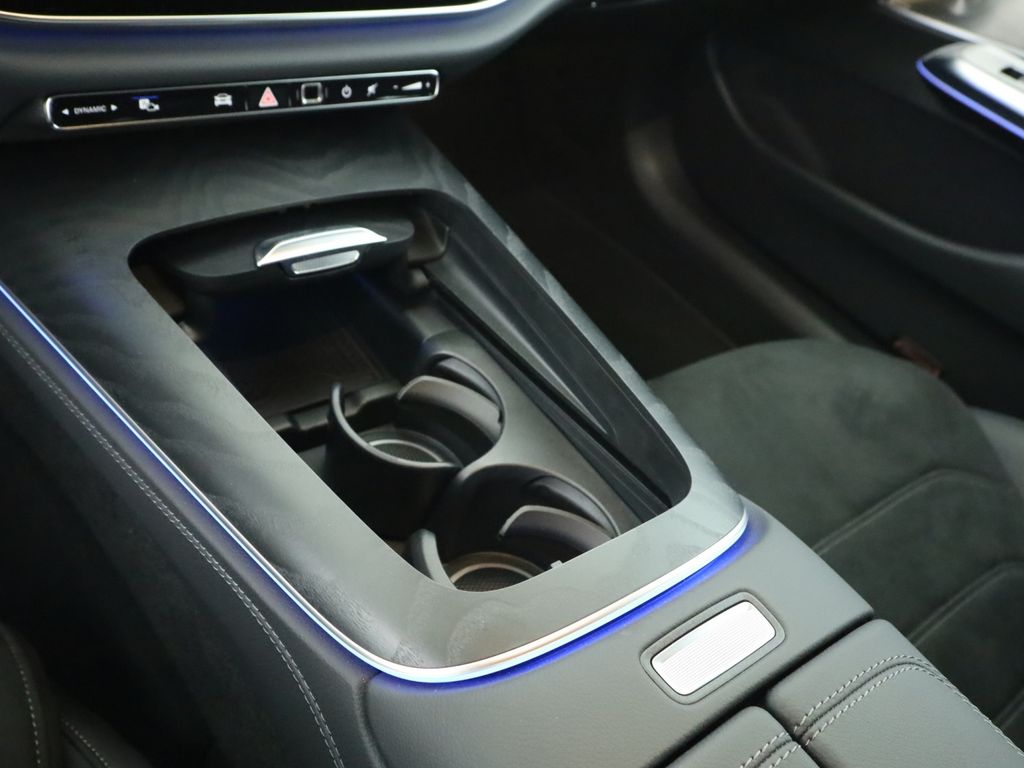 Mercedes-Benz E 200 2025