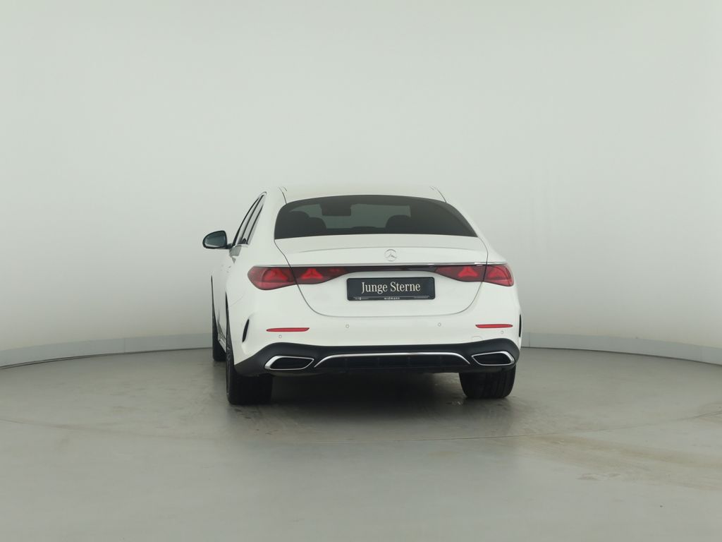 Mercedes-Benz E 200 2025