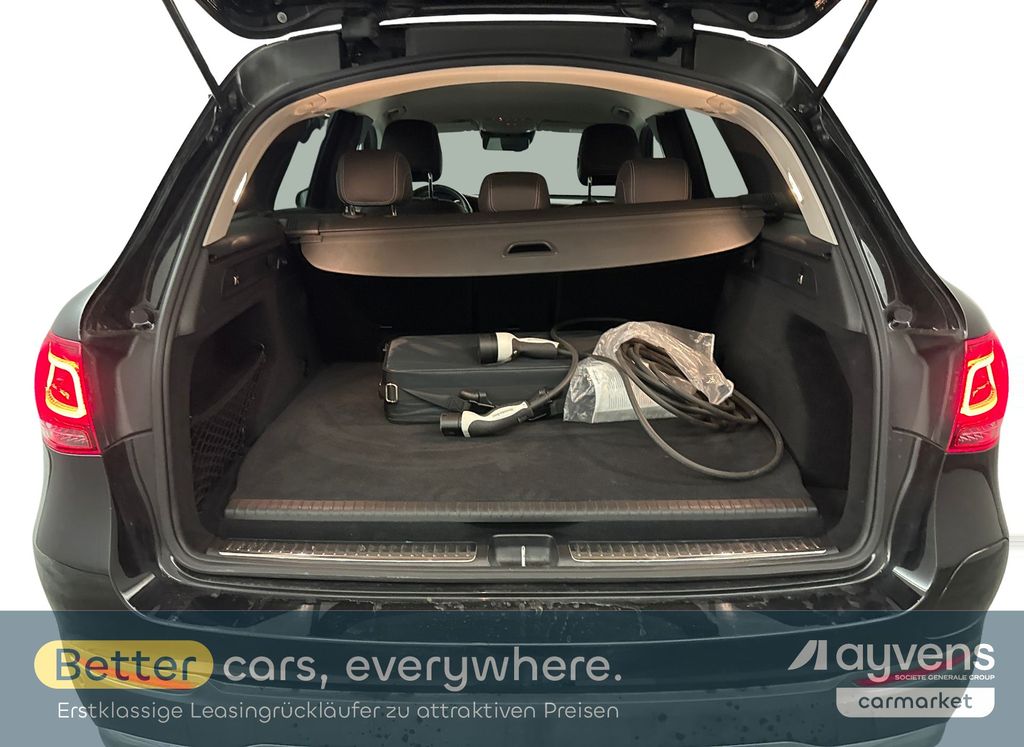 Mercedes-Benz GLC 300 2022