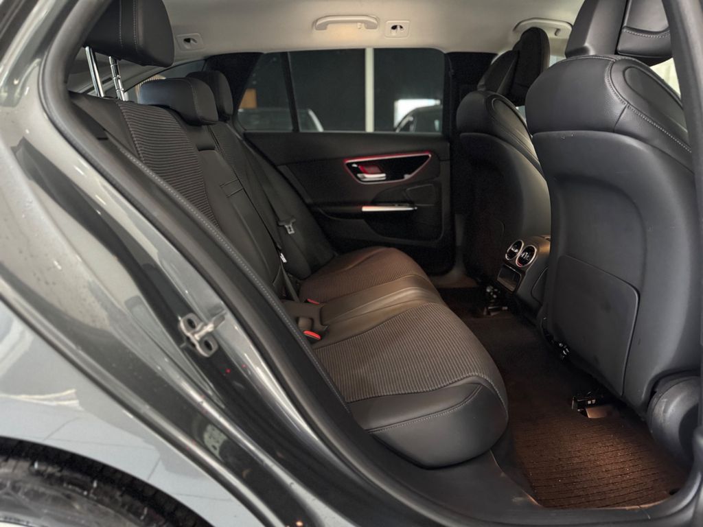 Mercedes-Benz C 200 2023