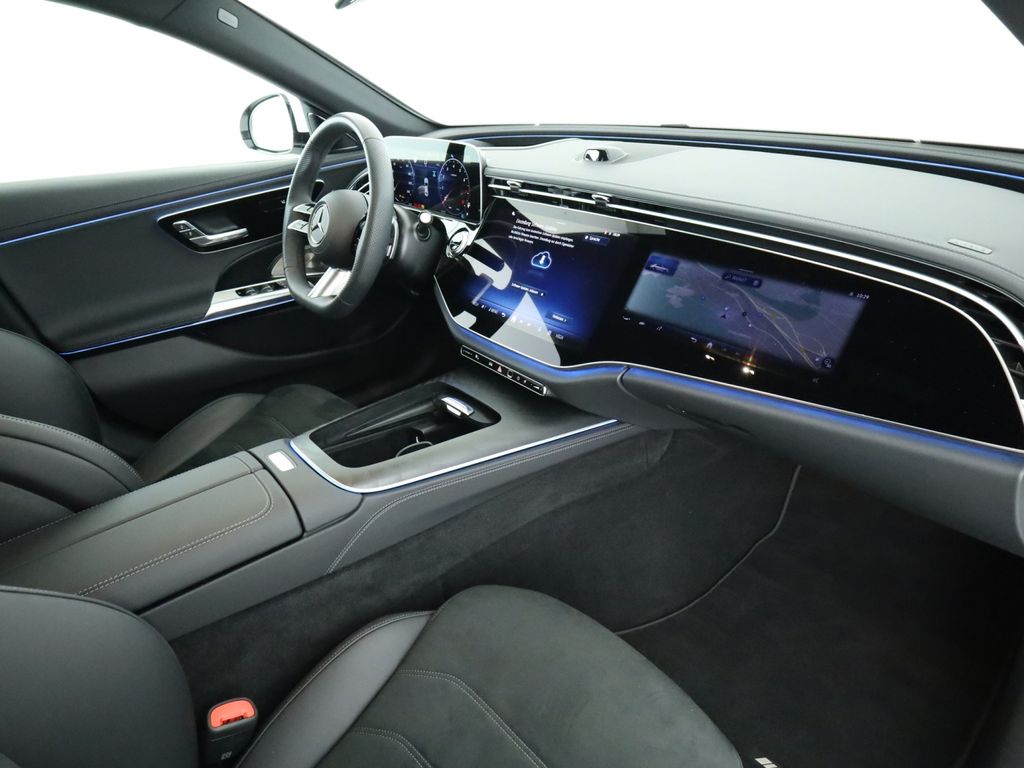 Mercedes-Benz E 200 2025