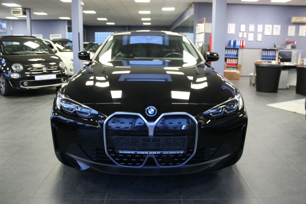 BMW i4 2023