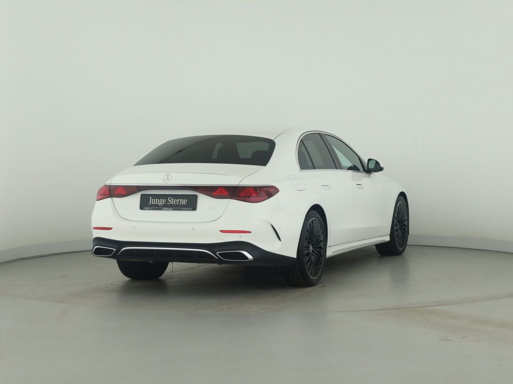 Mercedes-Benz E 200 2025