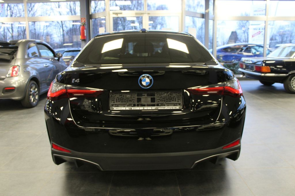 BMW i4 2023