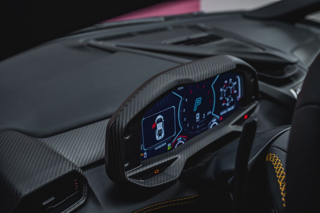 Lamborghini Revuelto