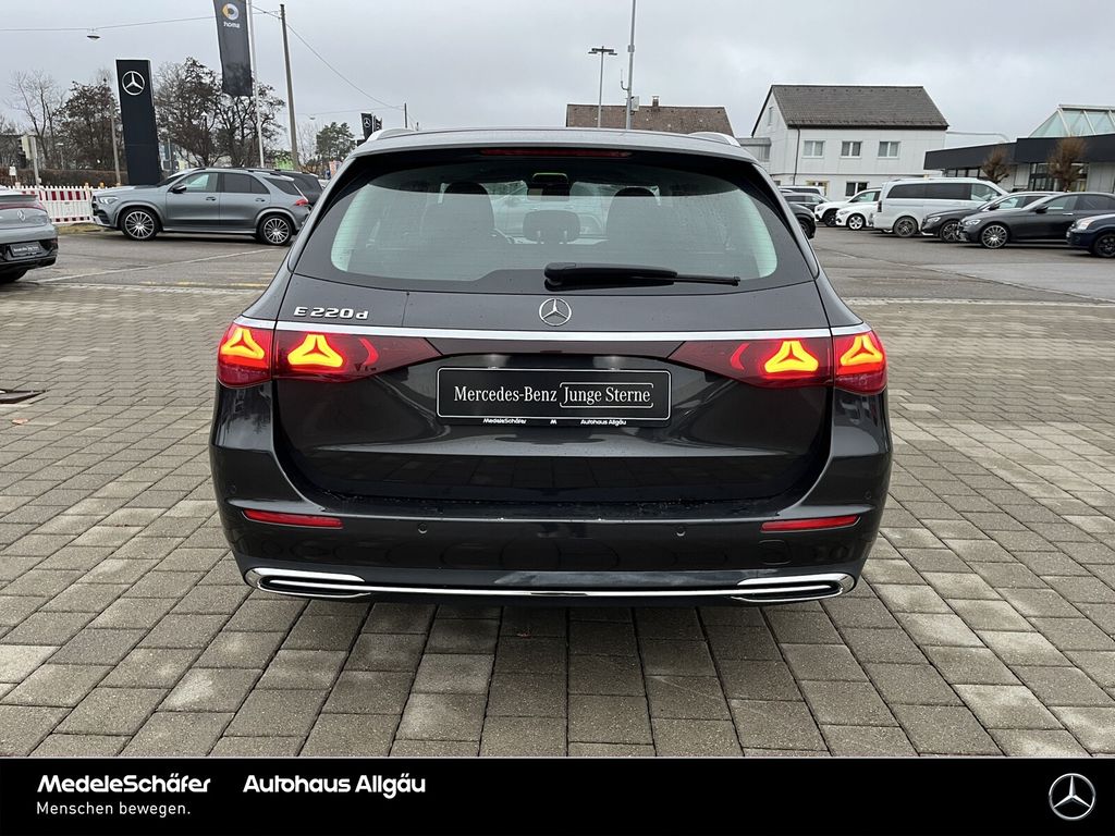 Mercedes-Benz E 220 2024