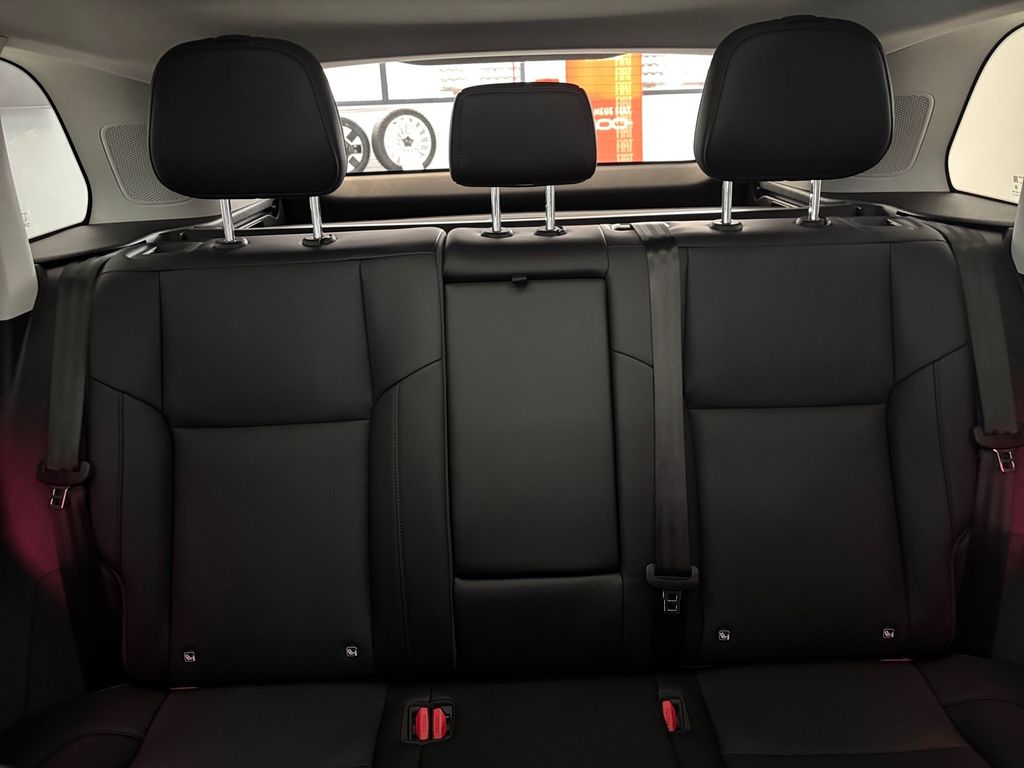 Leapmotor C10
