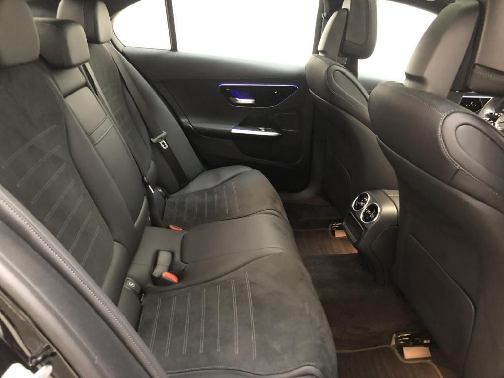 Mercedes-Benz C 300 2024